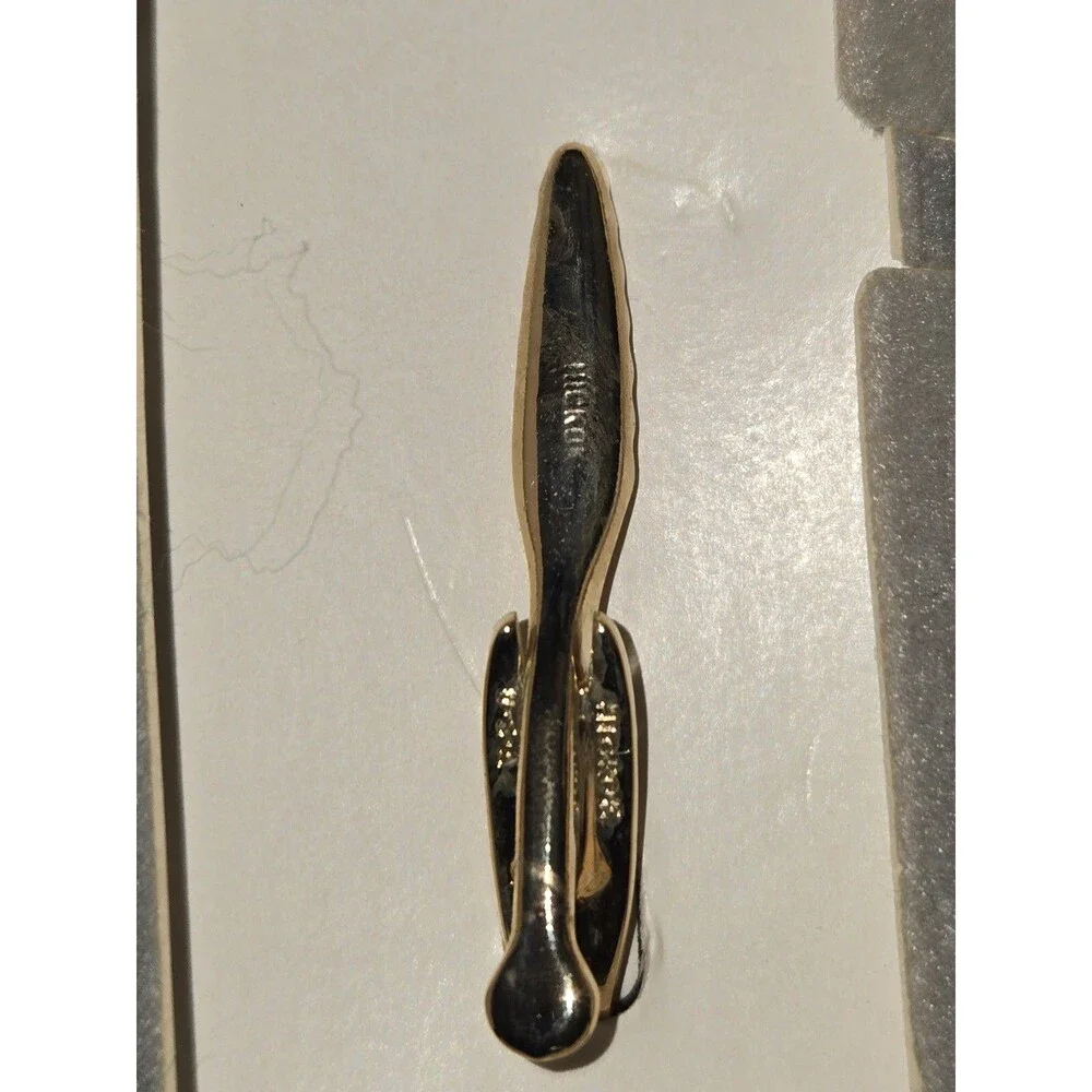 Vtg. S. Rae Hickok Award Professional Athlete Tie Clasp USA (B-1)